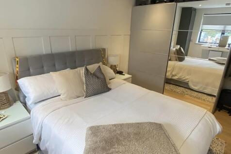 double bedroom.jpg