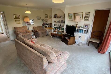 sitting room2.jpg