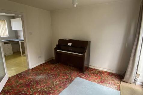dining room.jpg
