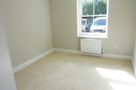 Double Bedroom.jpg