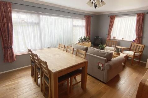 dining area.jpg