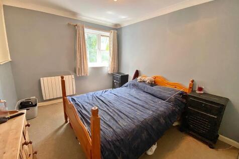 bedroom.jpg