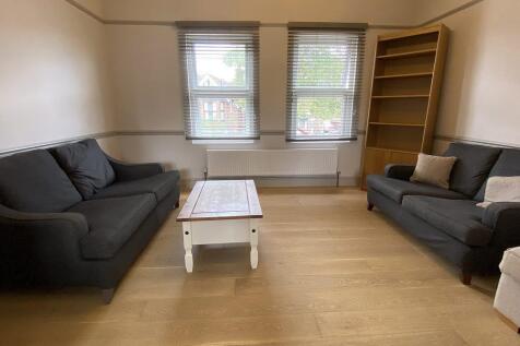 sitting area.jpg