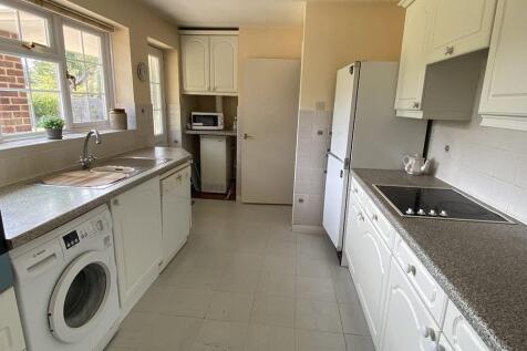 kitchen2.jpg