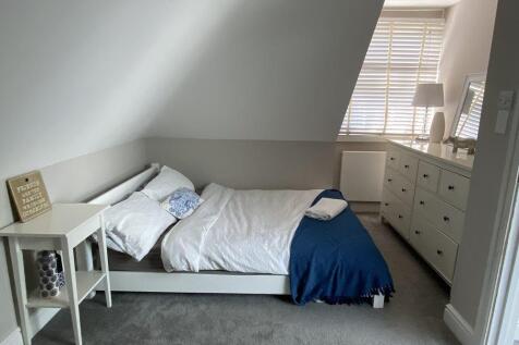 bed 6.jpg