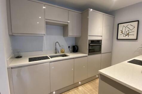 kitchen1.jpg