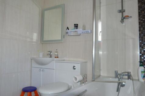 Bathroom Upstairs