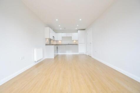 Kitchen and lounge