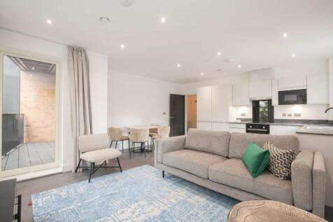 Kitchen and Lounge