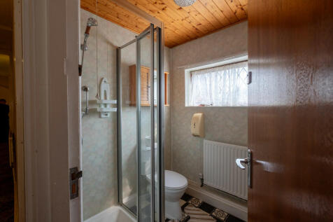 RaynescourtLodge-...