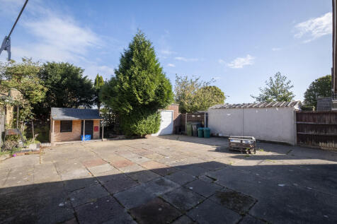 BrasenoseAvenue-1...