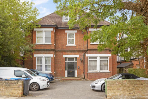 1 21 Cranes Park 304