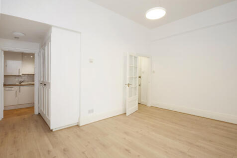 1 21 Cranes Park 304