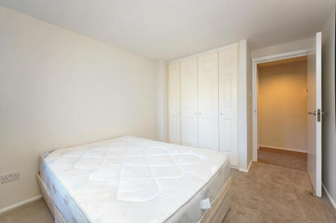 Flat 212, Point West