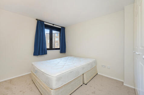 Flat 212, Point West