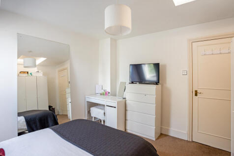 Flat 6, 3 St Andrews