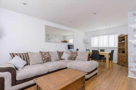 Lounge / Dining room