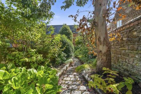 Property Image 28
