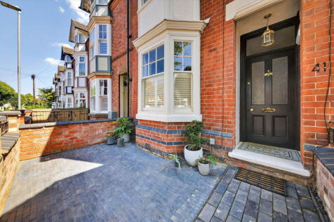 Property Image 37
