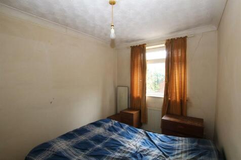 Willingham Court - GFF - Bedroom.JPG