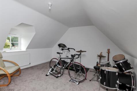 N - Loft Bedroom or Office.JPG