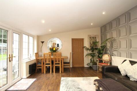 Garden Room - b.JPG