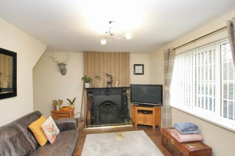 Living Room d.JPG