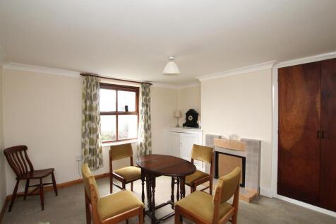 Dining Room.JPG