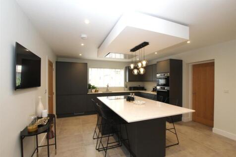 Kitchen Area.JPG