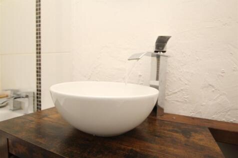 Wash Basin.JPG