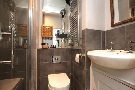 En-Suite Two.JPG
