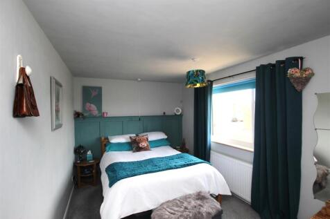 Bedroom One.JPG