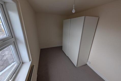 Bedroom 2.jpg