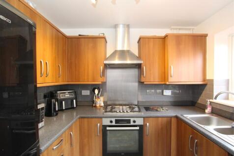 Kitchen - 2.JPG