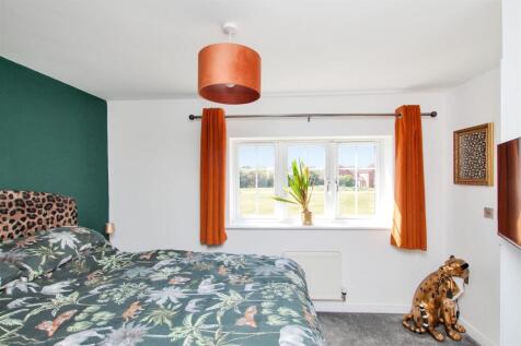 Bedroom One - c.JPG