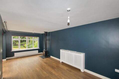 Family &amp; Dining Area.JPG