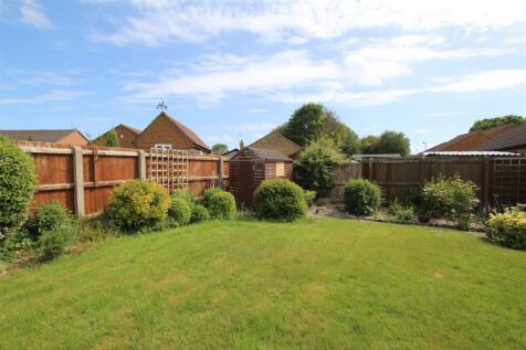 Rear Garden - b.JPG