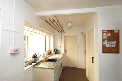 Kitchen.JPG