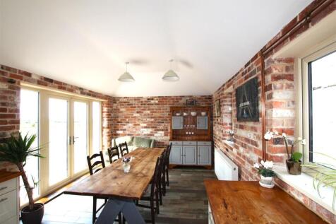 Kitchen &amp; Diner - c.JPG