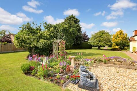 Cottage Garden - b.JPG