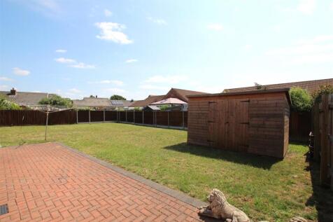 Hardstanding &amp; Side Garden.JPG