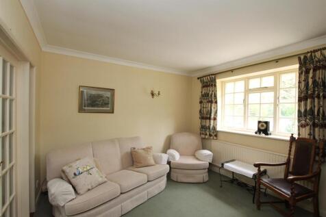 Dining Room 2.JPG