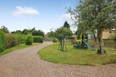 Additional Garden Area - b.JPG