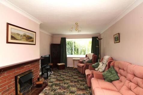 Living Room.JPG