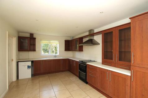 Kitchen Area.JPG