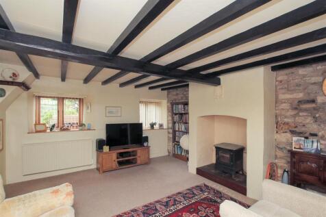 Living Room.JPG
