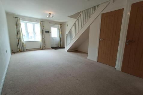 Lounge 5.jpg