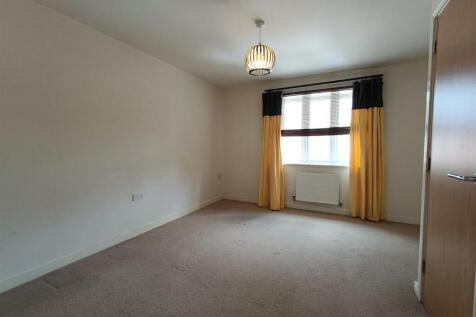 Bedroom 5.jpg