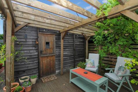Pergola, Deck and Office Cabin.JPG