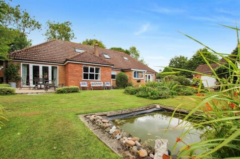 Pond &amp; Rear Elevation.JPG